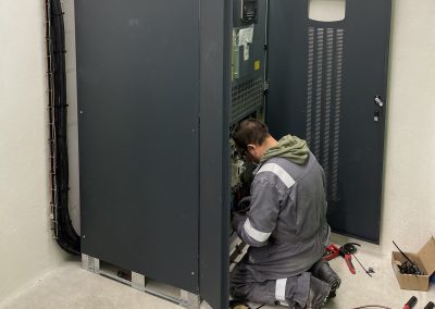 OCR Rhône Alpes a pour client une data center pour un changement onduleur riello